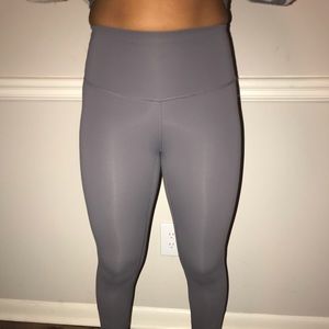 Leggings :) practically new! 🙌🏽